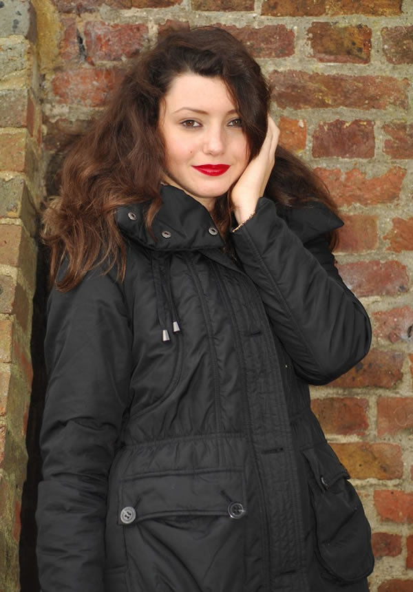 Евгения, 24